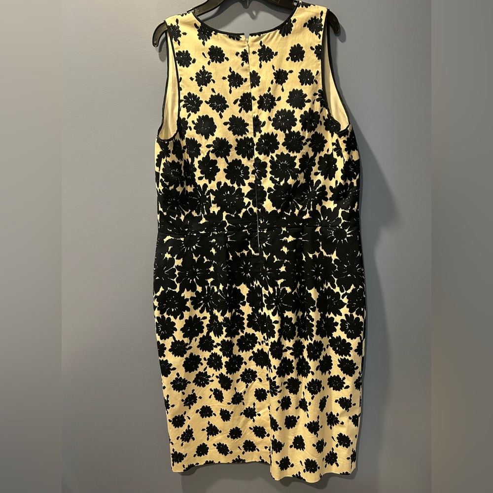 🚘ANN TAYLOR Blue and White Dress - Picture 2 of 3
